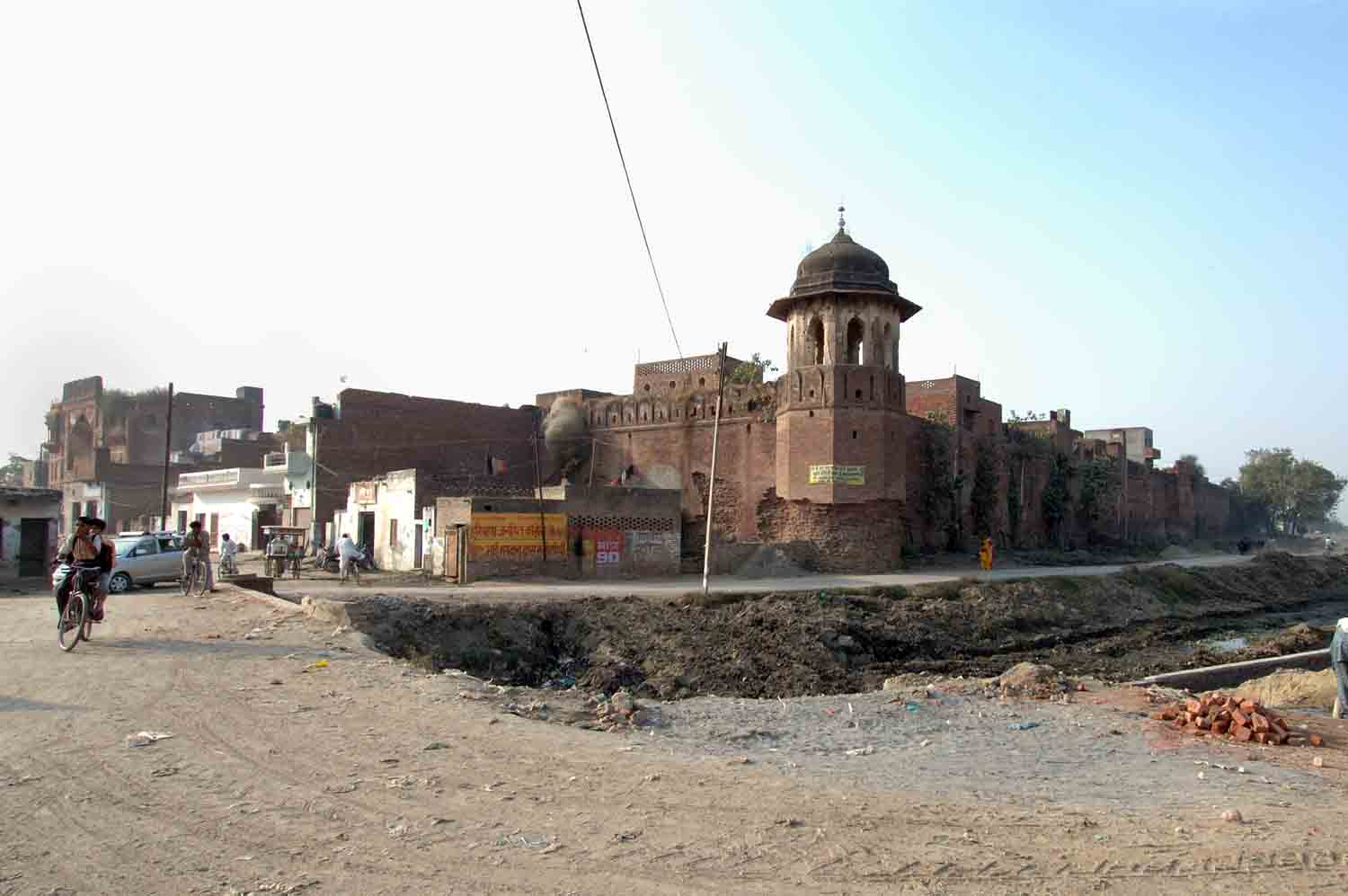 Sarai, Taravadi