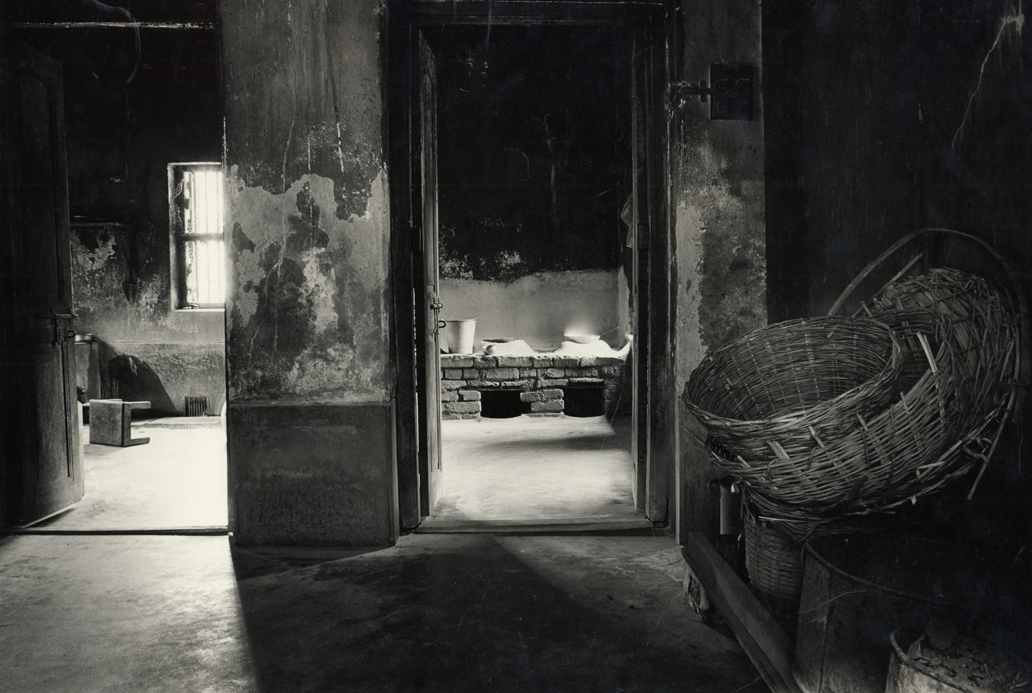 Anne Benolken's Colonial Houses