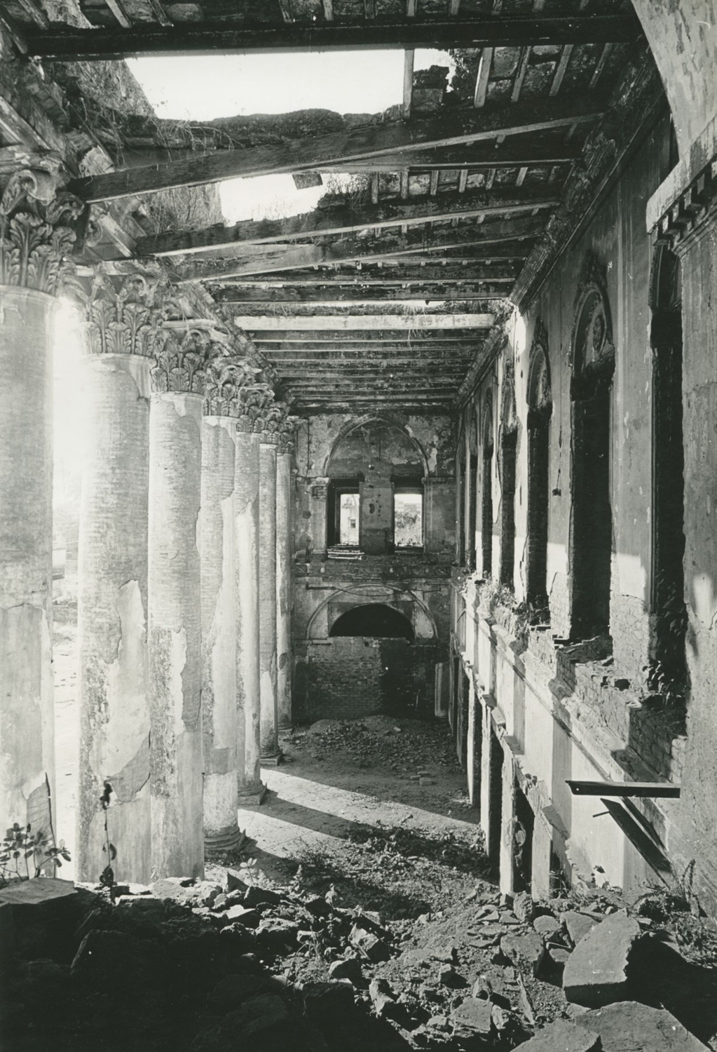 Anne Benolken's Colonial Houses