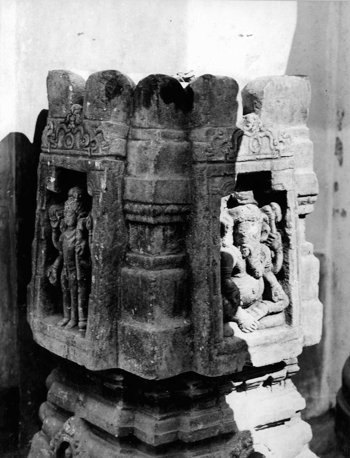 Bodhgaya Mahant compound