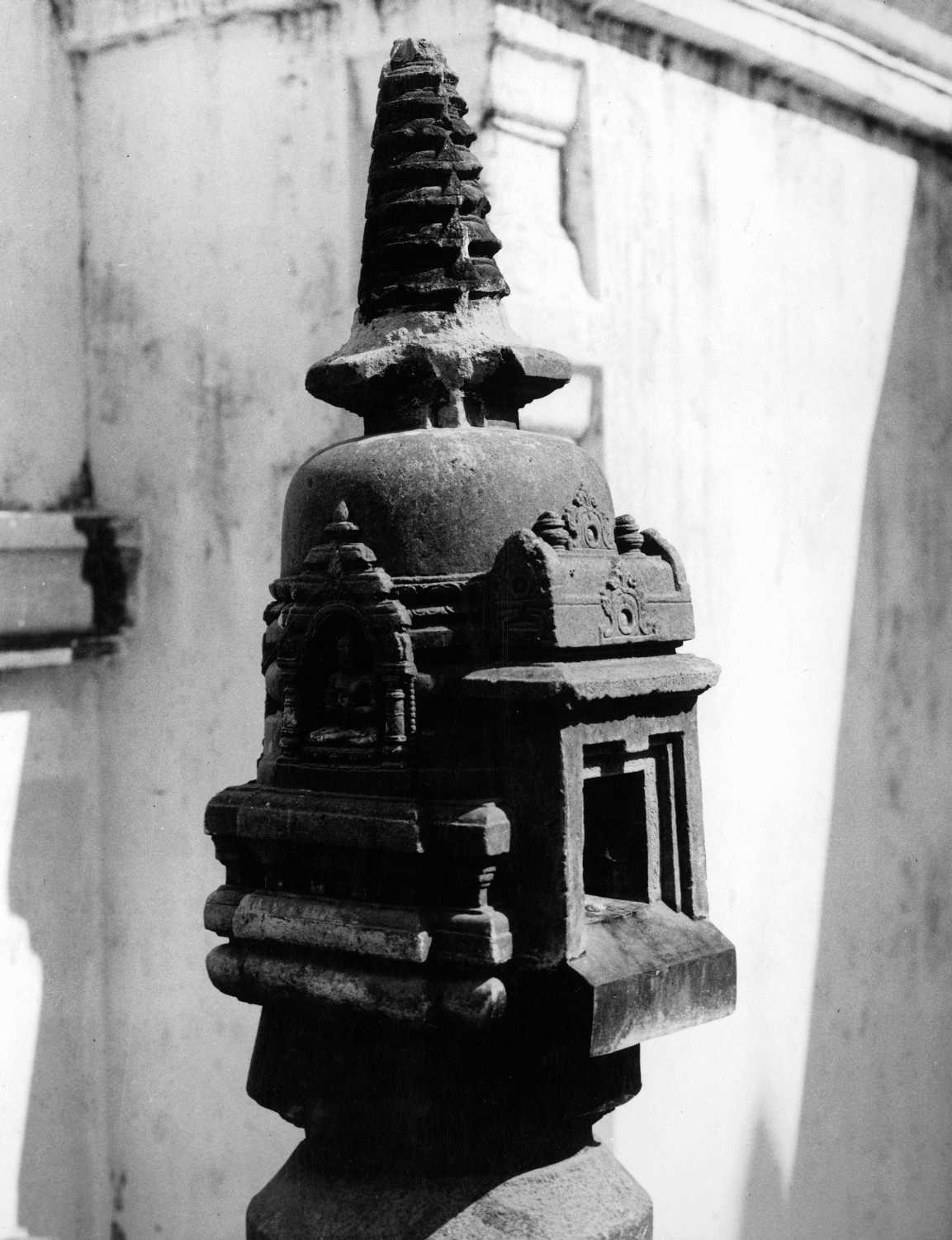 Bodhgaya Mahant compound
