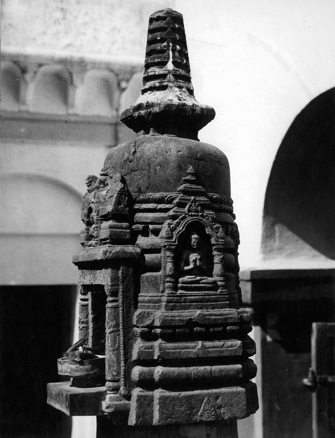 Bodhgaya Mahant compound