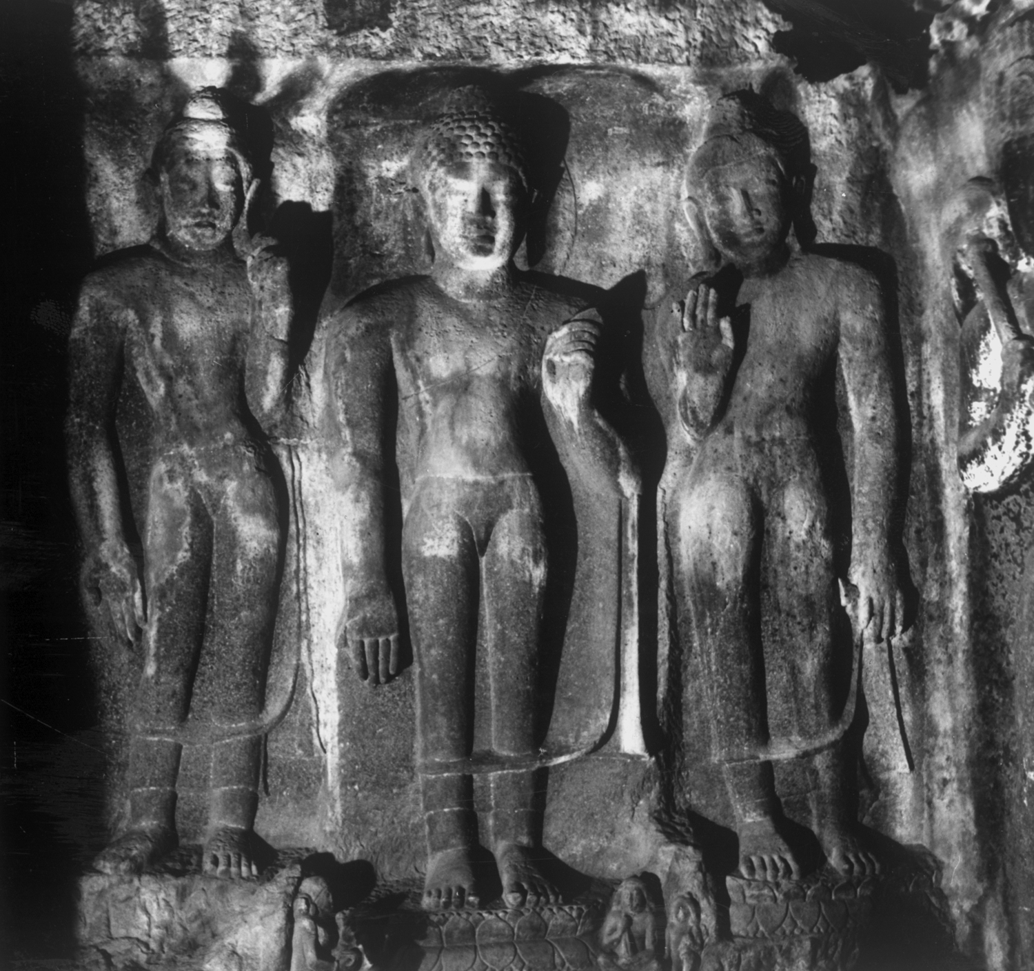 Cave 06, Ajanta, Aurangabad, Maharashtra