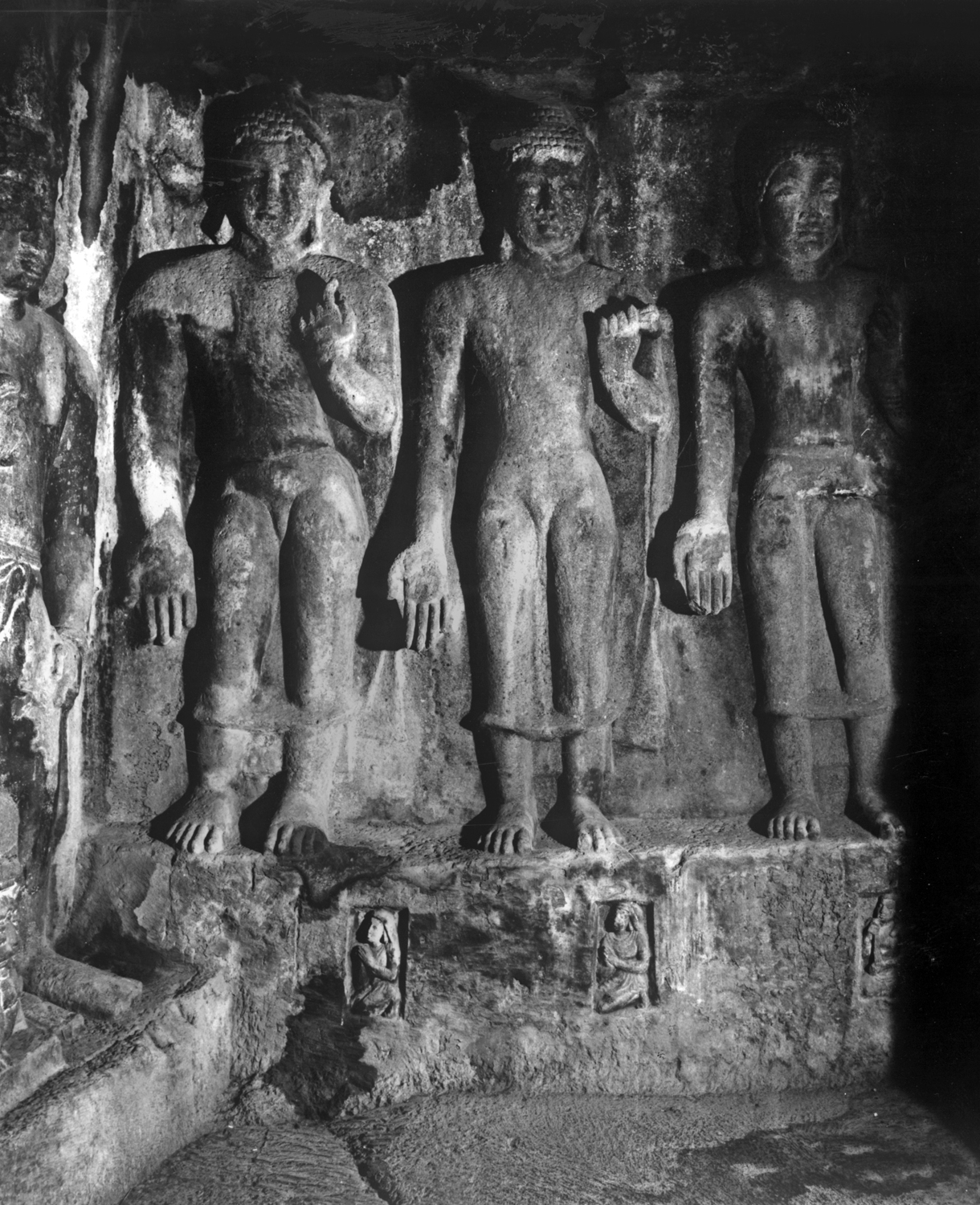 Cave 06, Ajanta, Aurangabad, Maharashtra