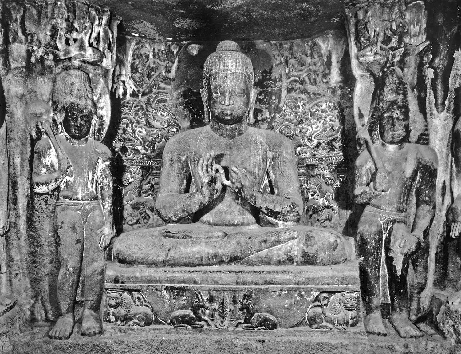 Cave 06, Ajanta, Aurangabad, Maharashtra