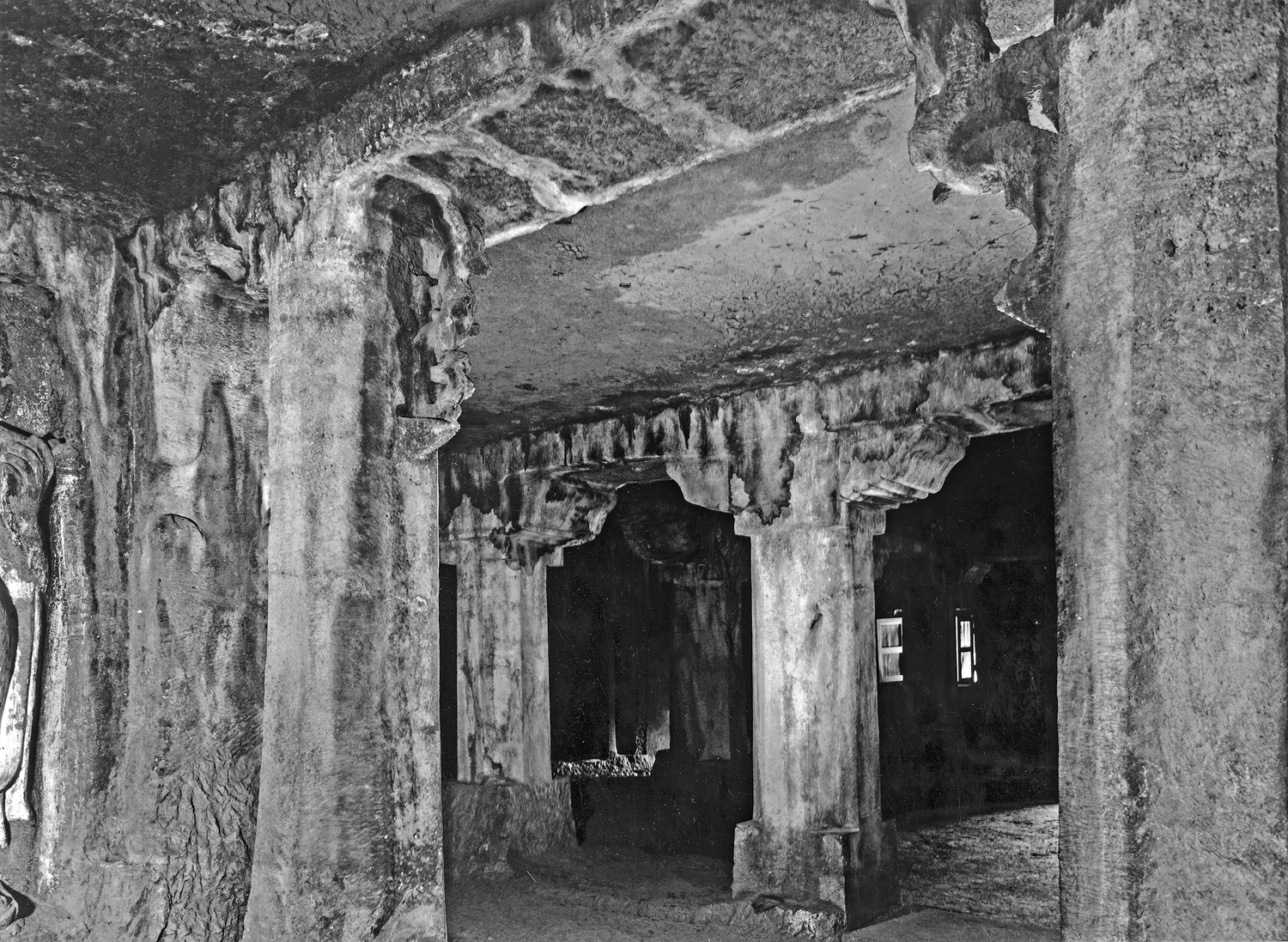Cave 06, Ajanta, Aurangabad, Maharashtra