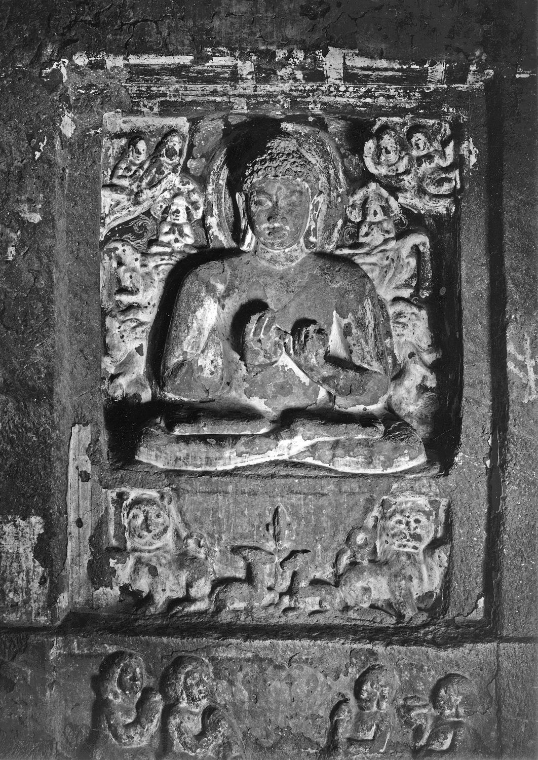 Cave 06, Ajanta, Aurangabad, Maharashtra