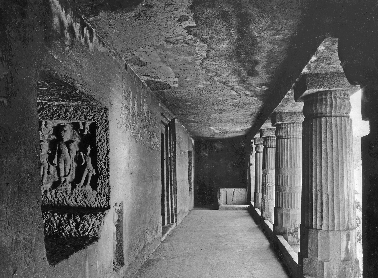 Cave 06, Ajanta, Aurangabad, Maharashtra