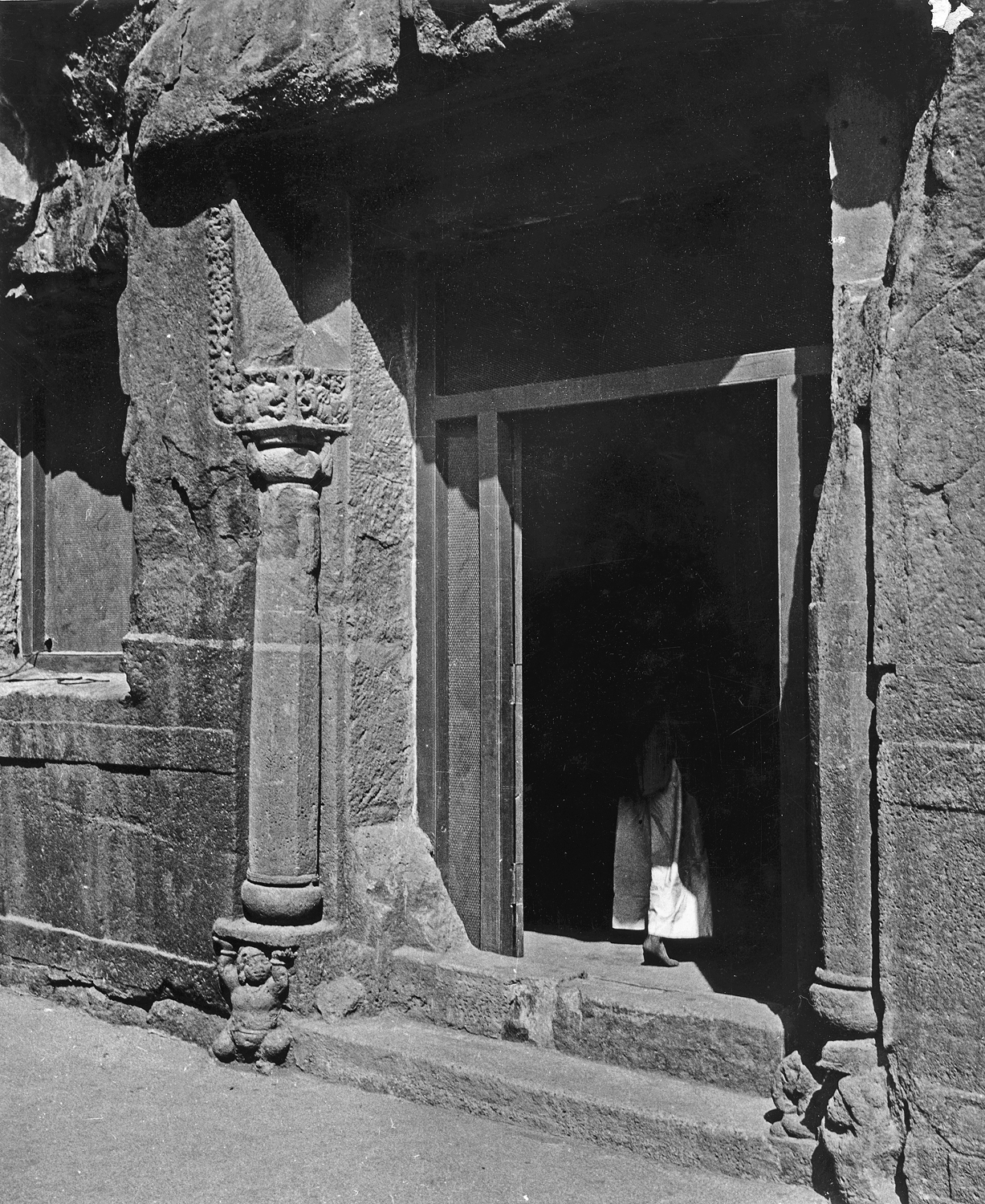 Cave 06, Ajanta, Aurangabad, Maharashtra