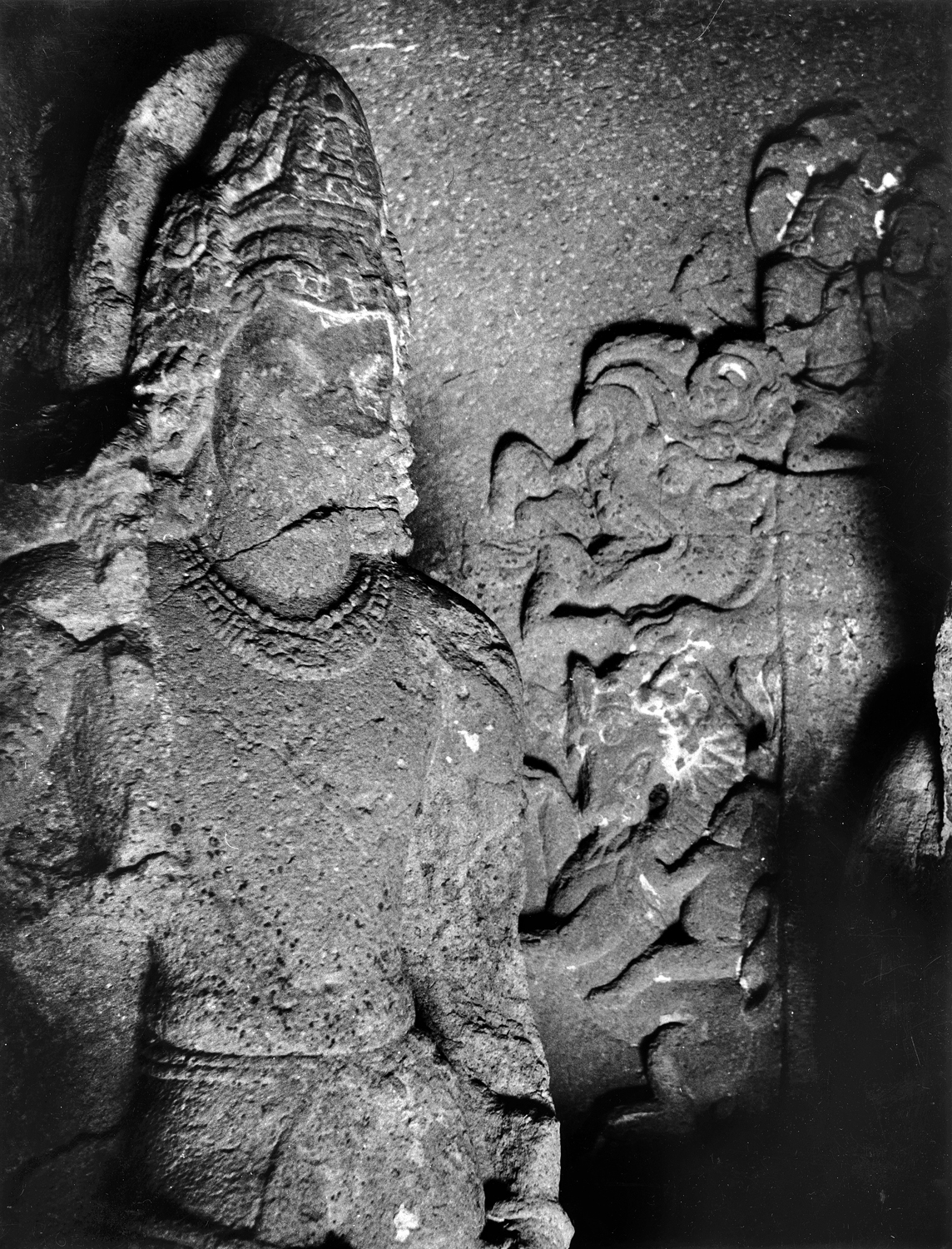 Cave 06, Ajanta, Aurangabad, Maharashtra