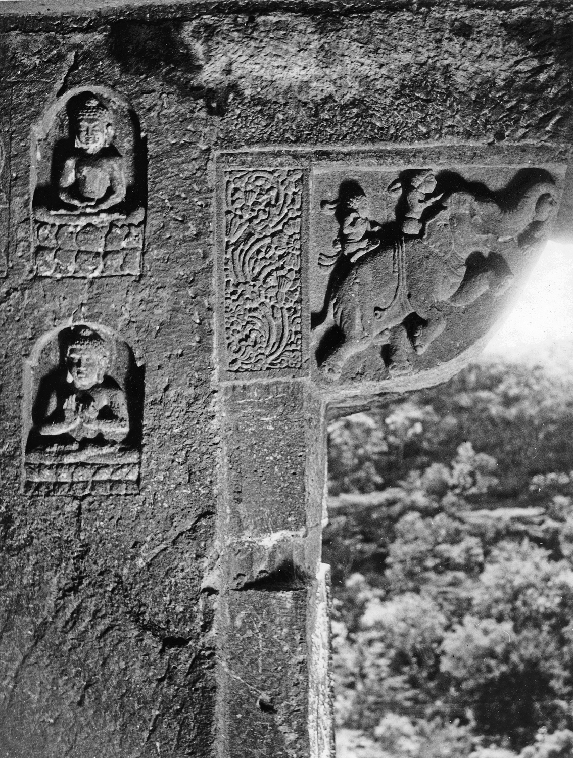 Cave 06, Ajanta, Aurangabad, Maharashtra