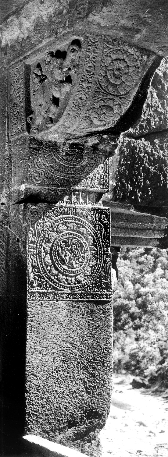 Cave 06, Ajanta, Aurangabad, Maharashtra