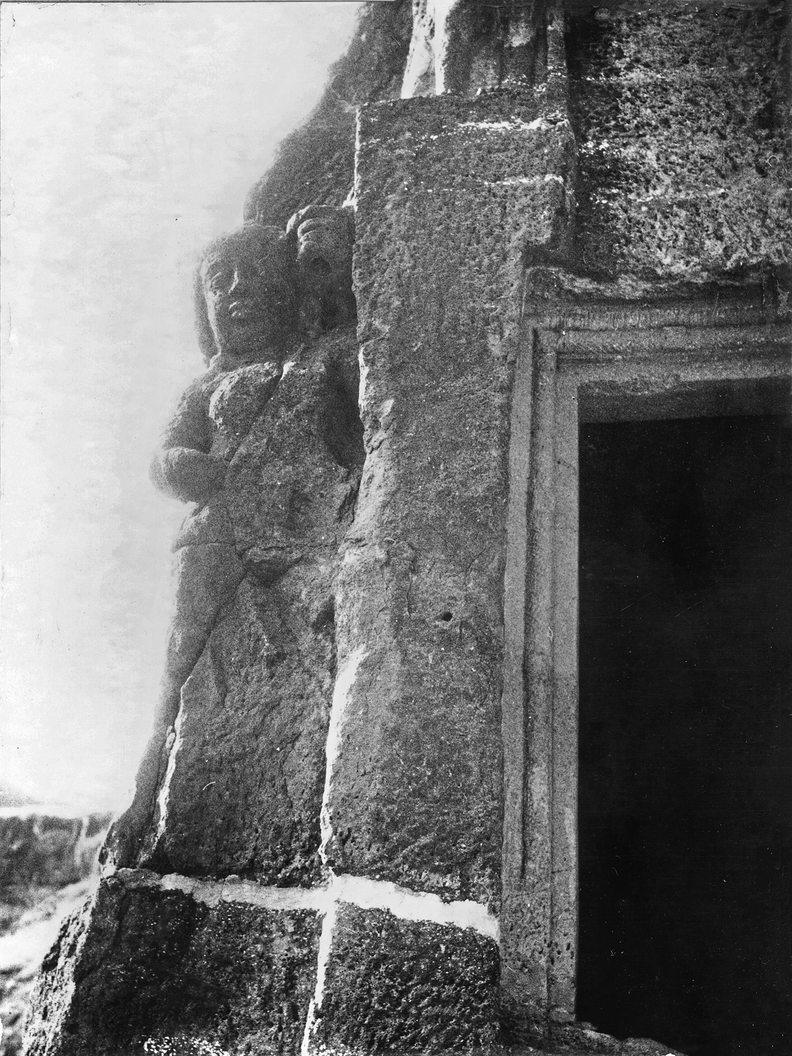 Cave 06, Ajanta, Aurangabad, Maharashtra