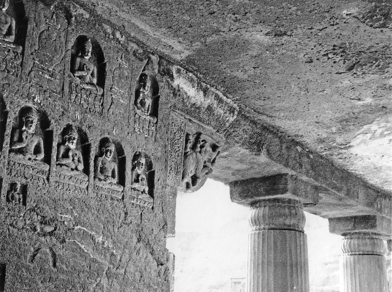 Cave 06, Ajanta, Aurangabad, Maharashtra
