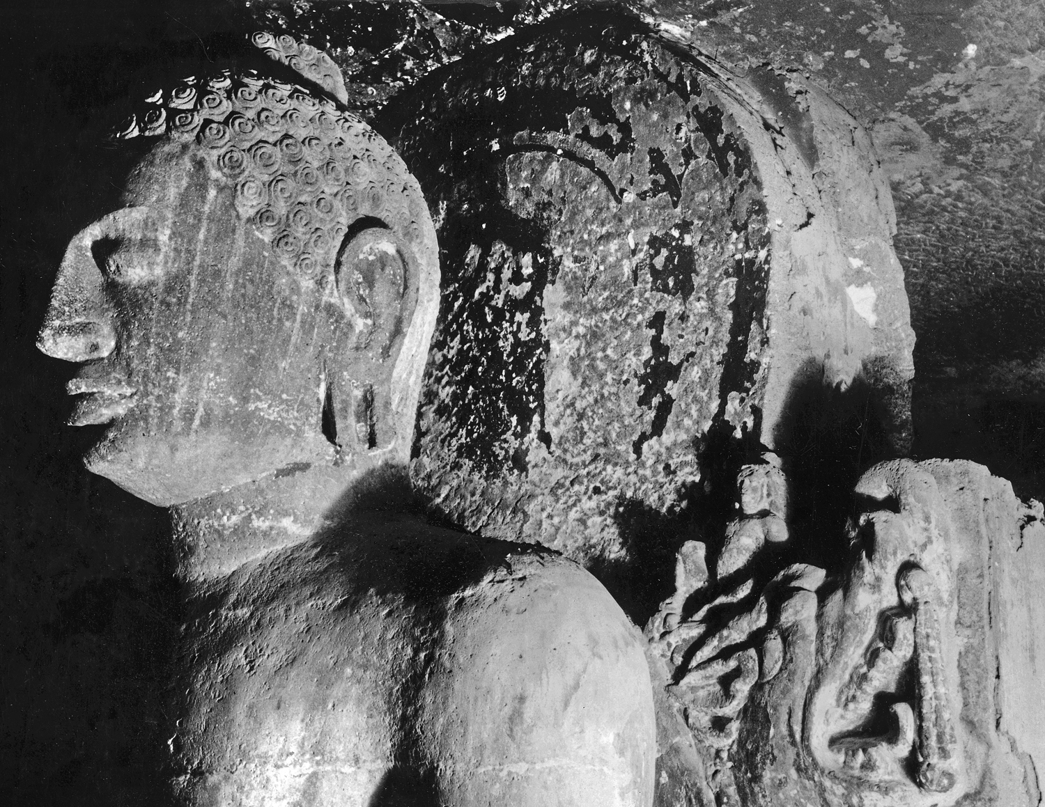 Cave 06, Ajanta, Aurangabad, Maharashtra