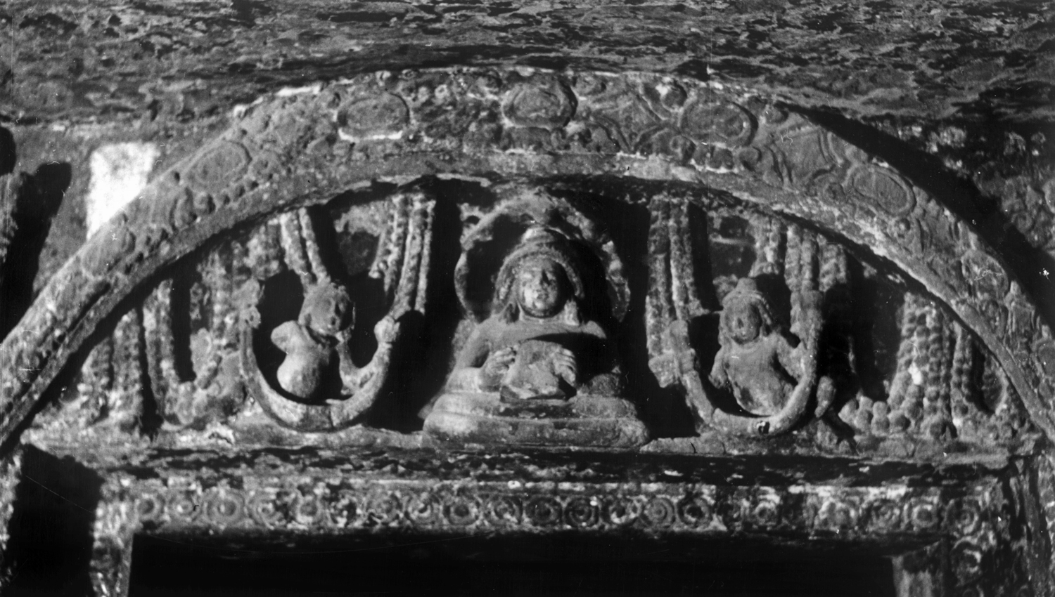Cave 06, Ajanta, Aurangabad, Maharashtra