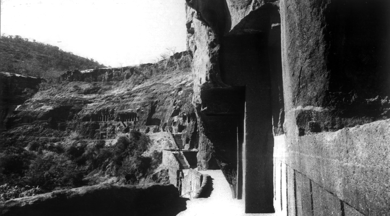 Cave 06, Ajanta, Aurangabad, Maharashtra