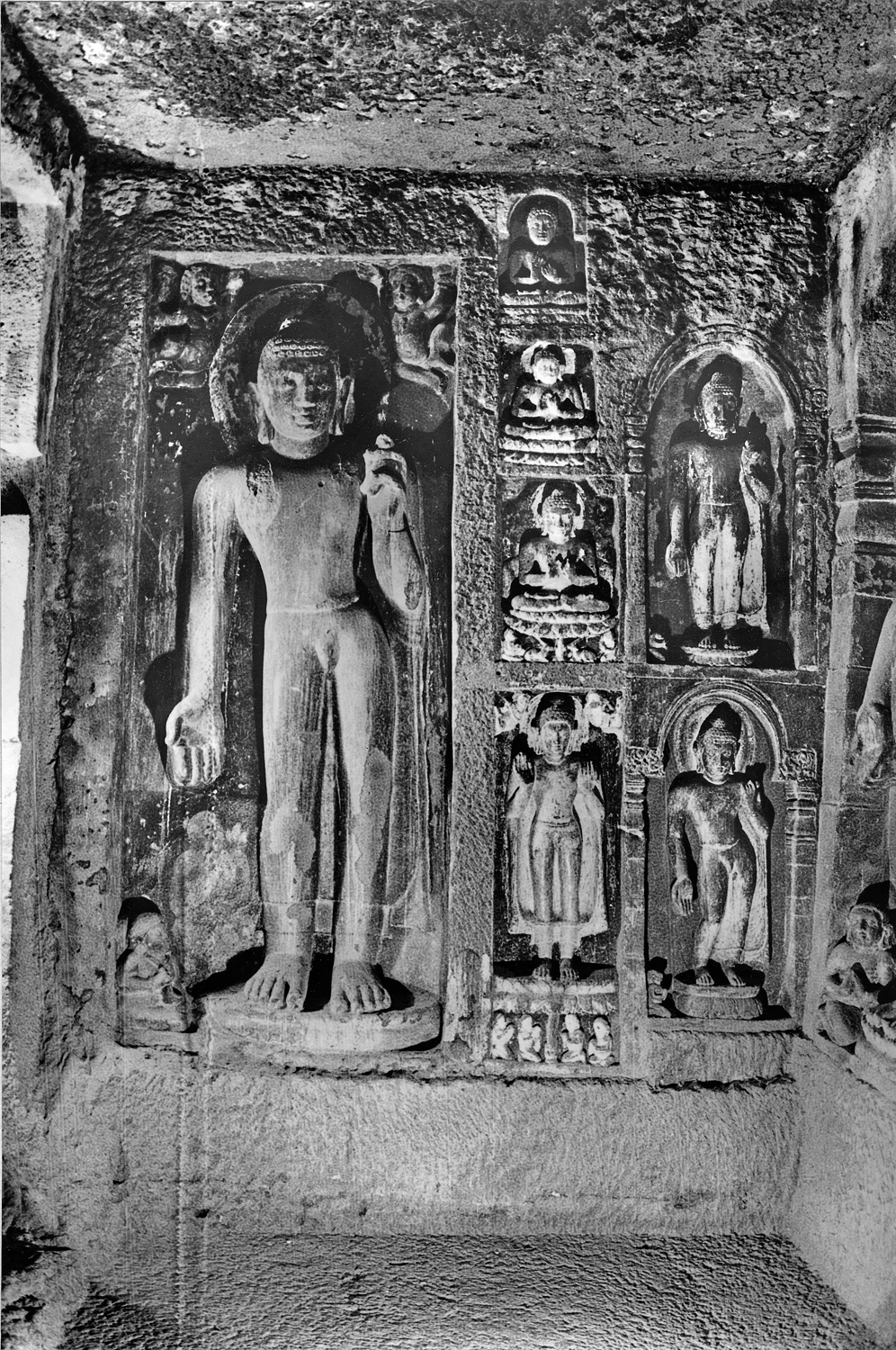 Cave 06, Ajanta, Aurangabad, Maharashtra