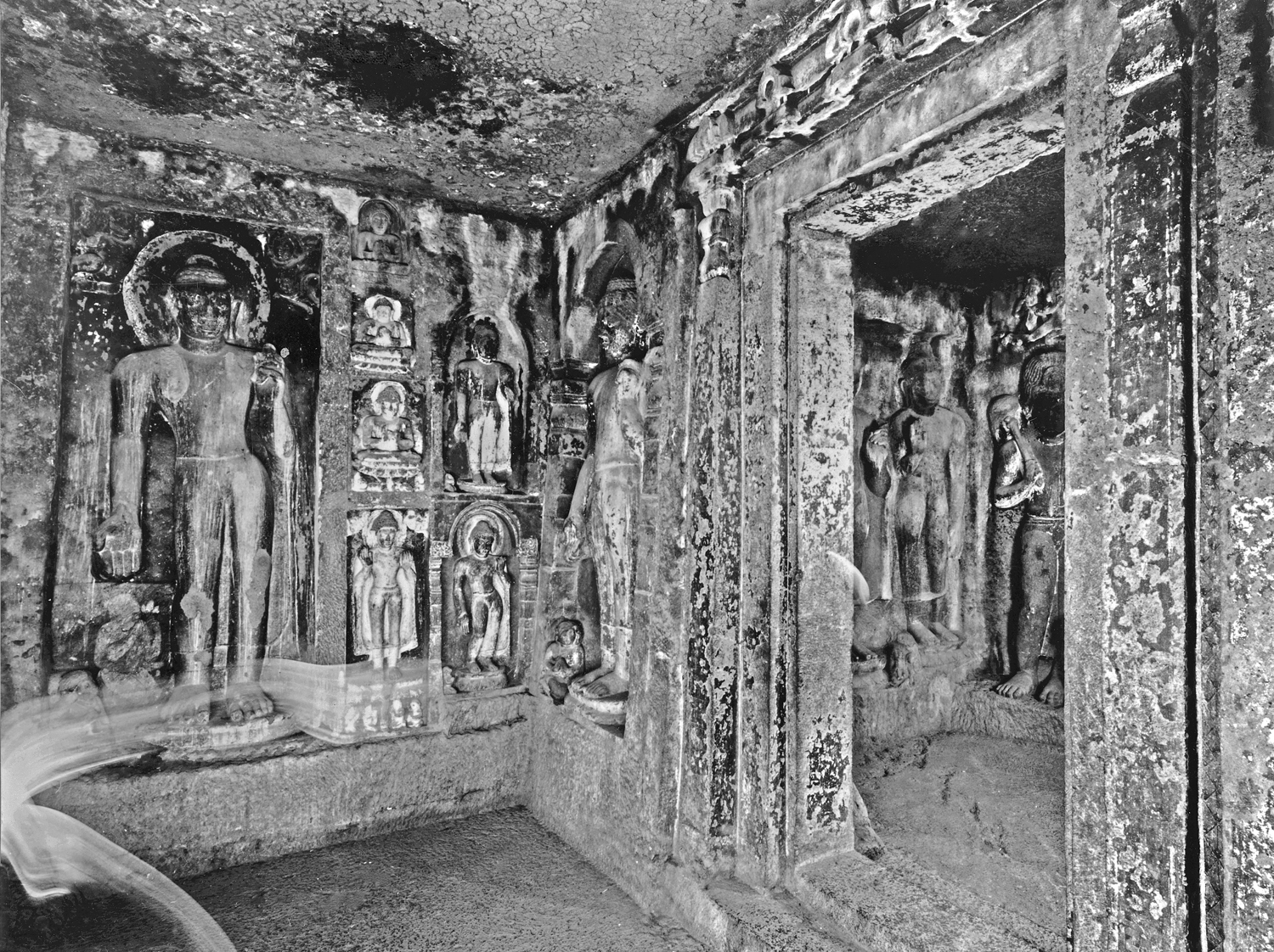 Cave 06, Ajanta, Aurangabad, Maharashtra
