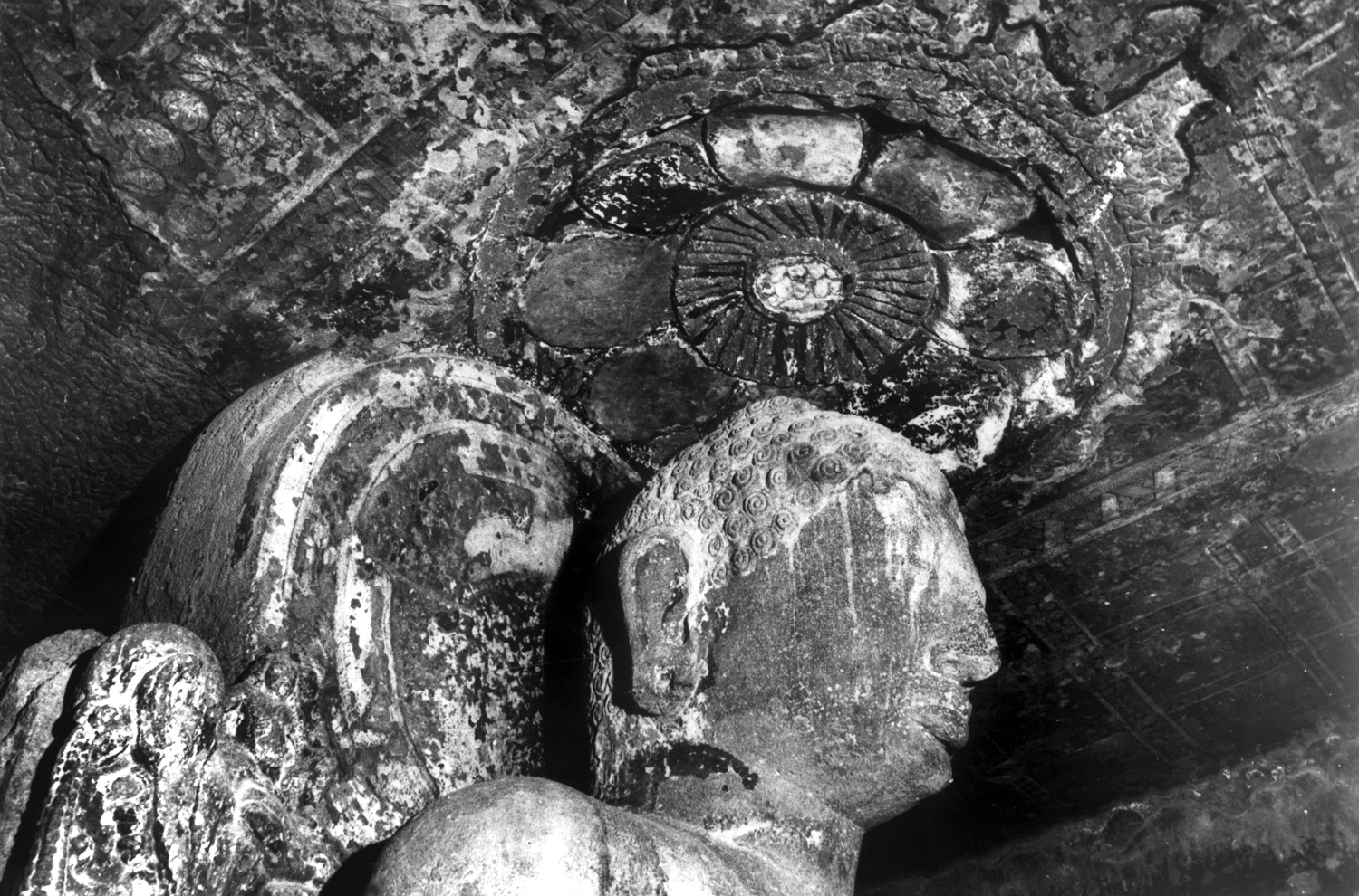 Cave 06, Ajanta, Aurangabad, Maharashtra