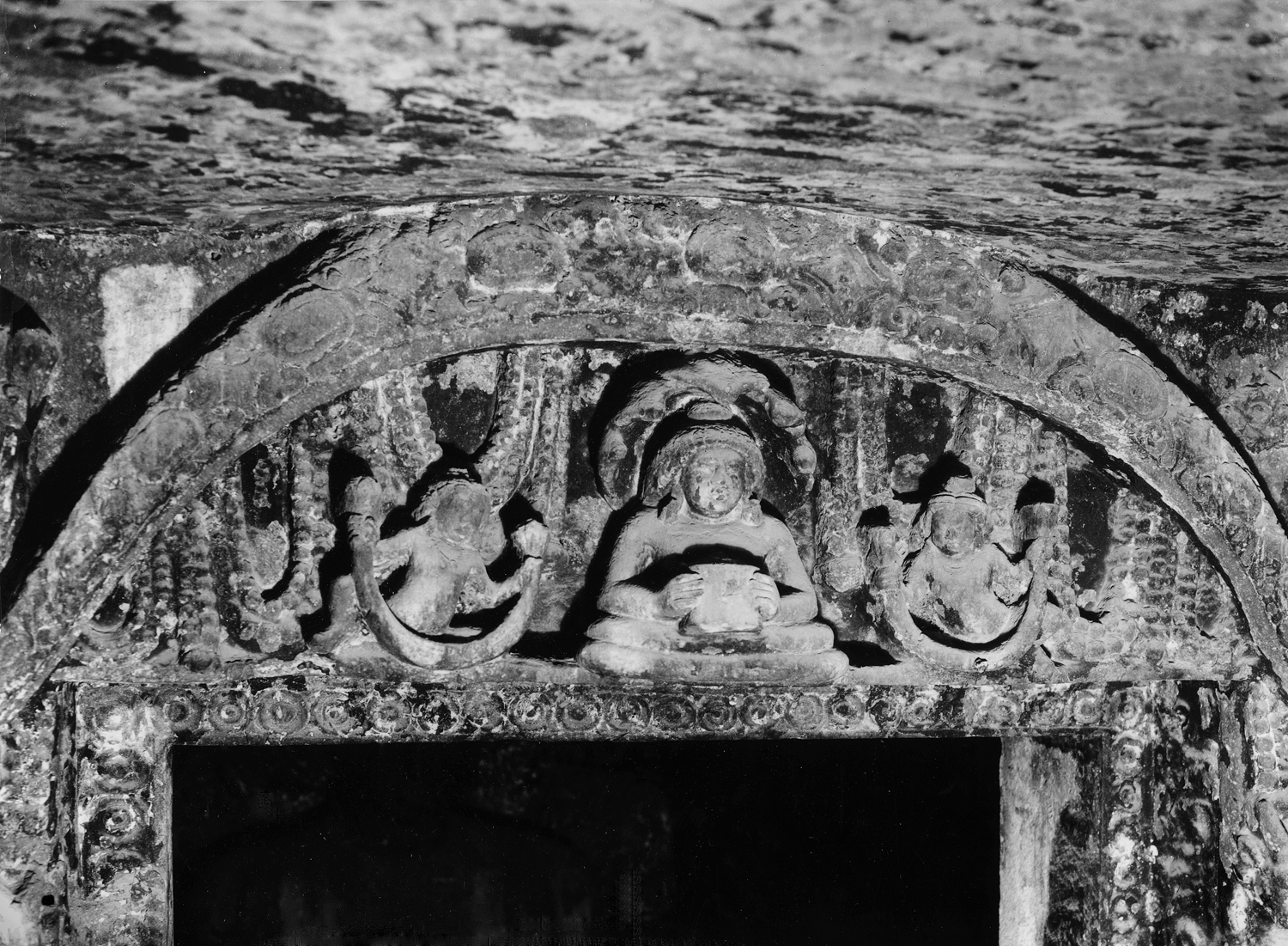 Cave 06, Ajanta, Aurangabad, Maharashtra
