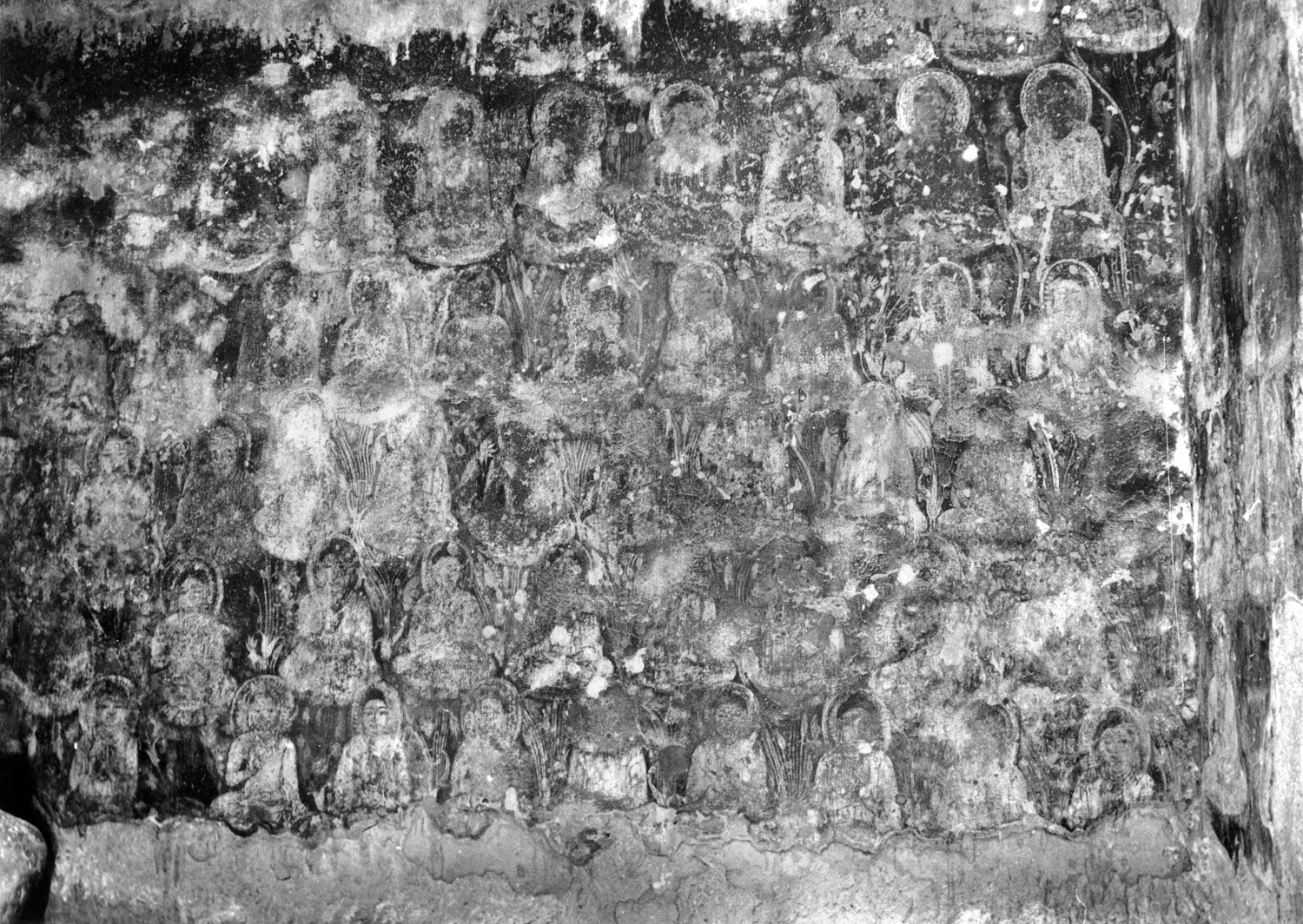 Cave 06, Ajanta, Aurangabad, Maharashtra