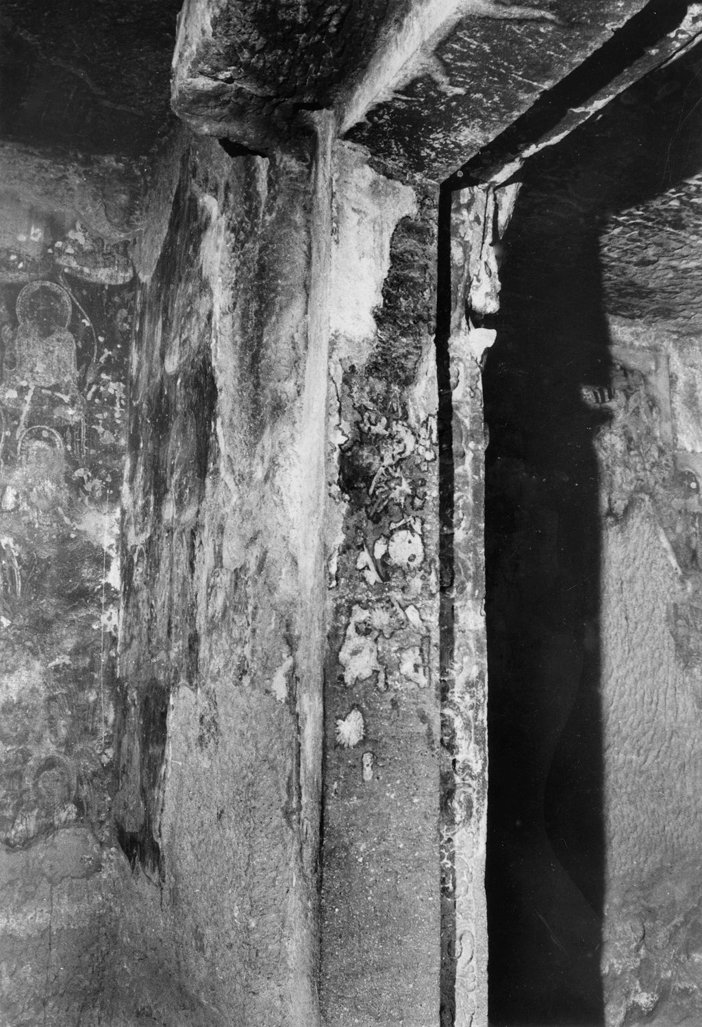 Cave 06, Ajanta, Aurangabad, Maharashtra