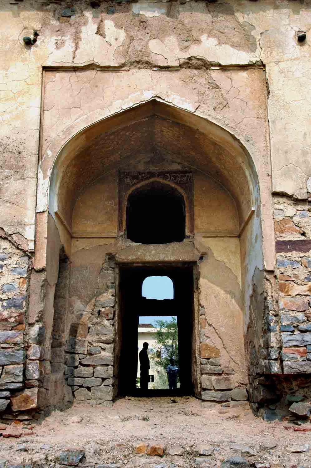 Sheikh Shah Baz s Tomb, Palwal