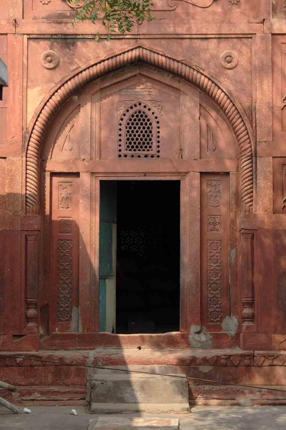 Tomb Shah Roshan Chiragh, Palwal