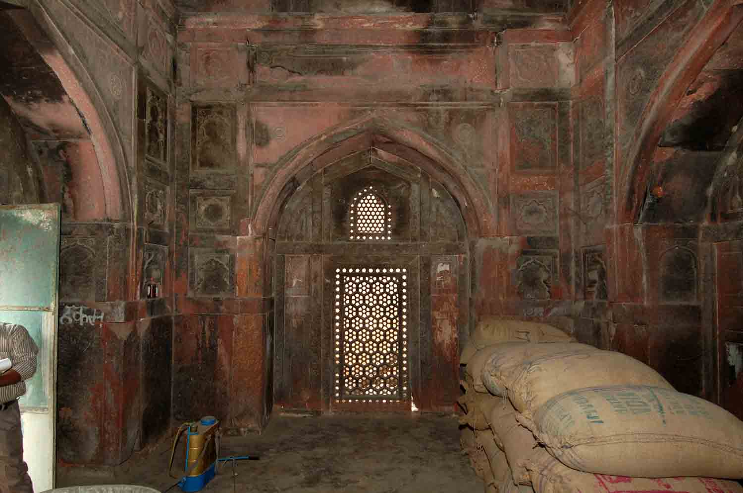 Tomb Shah Roshan Chiragh, Palwal