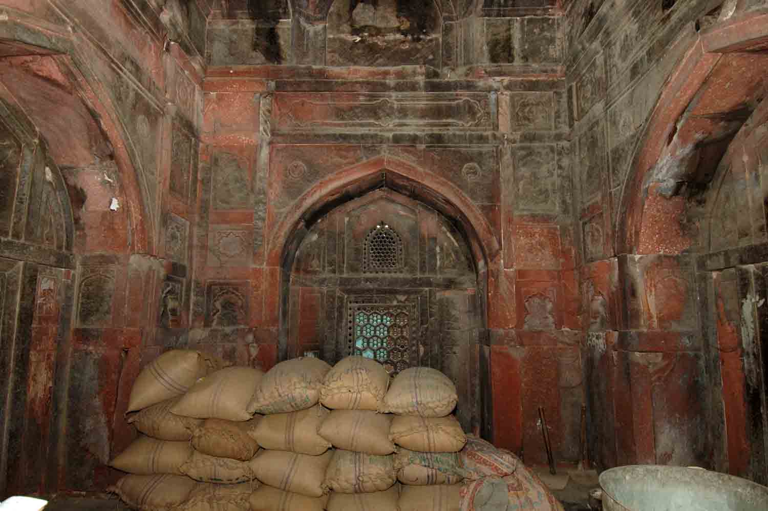 Tomb Shah Roshan Chiragh, Palwal