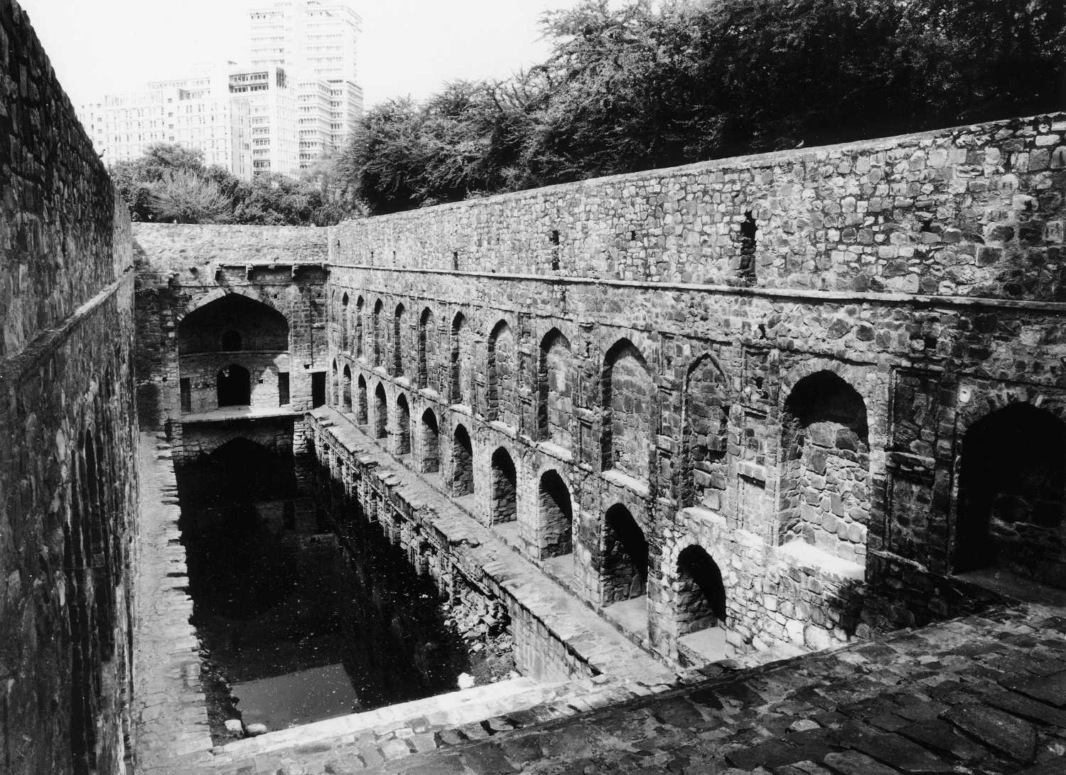 Ugrasen-ki-Baoli, Delhi