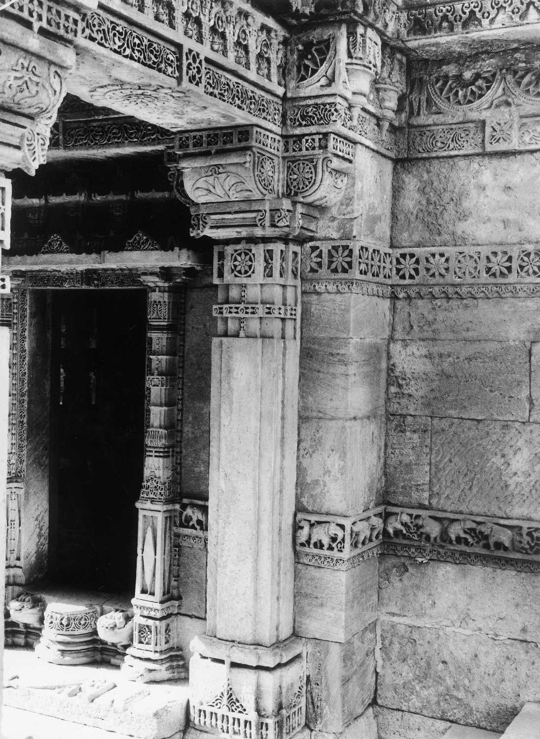 Adalaj Vapi, Ahmedabad, Gujarat