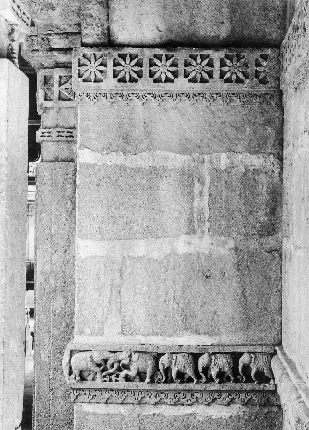 Adalaj Vapi, Ahmedabad, Gujarat