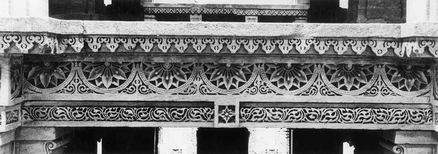 Adalaj Vapi, Ahmedabad, Gujarat