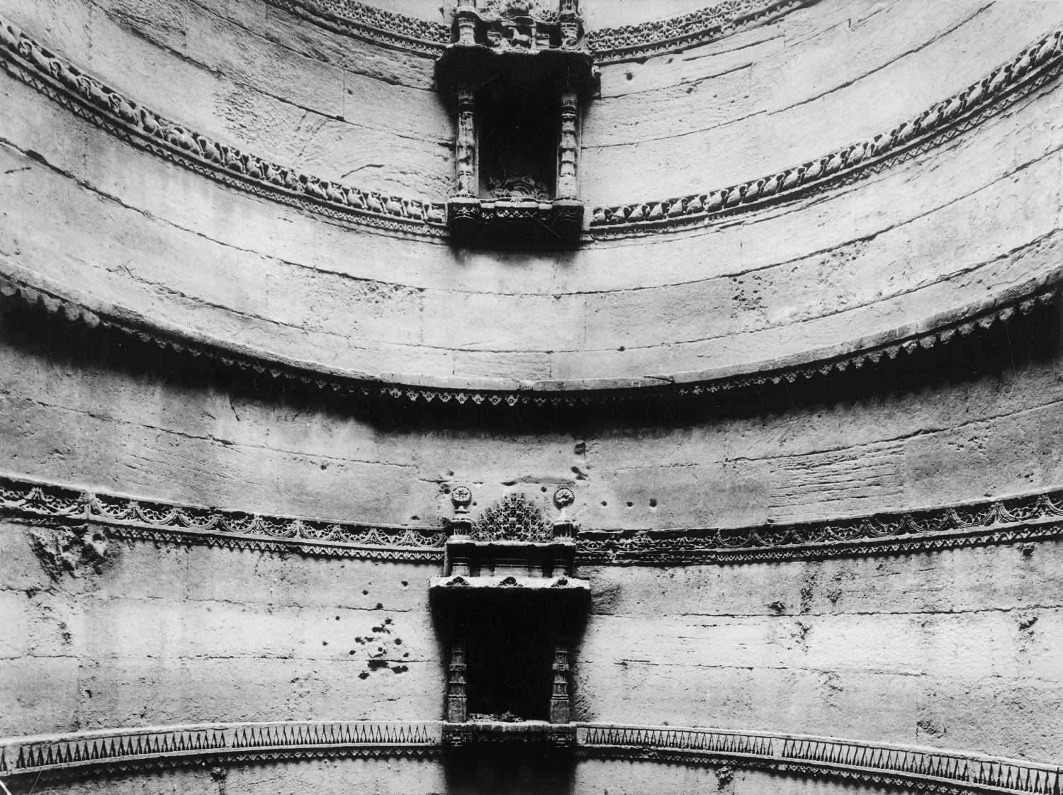 Adalaj Vapi, Ahmedabad, Gujarat