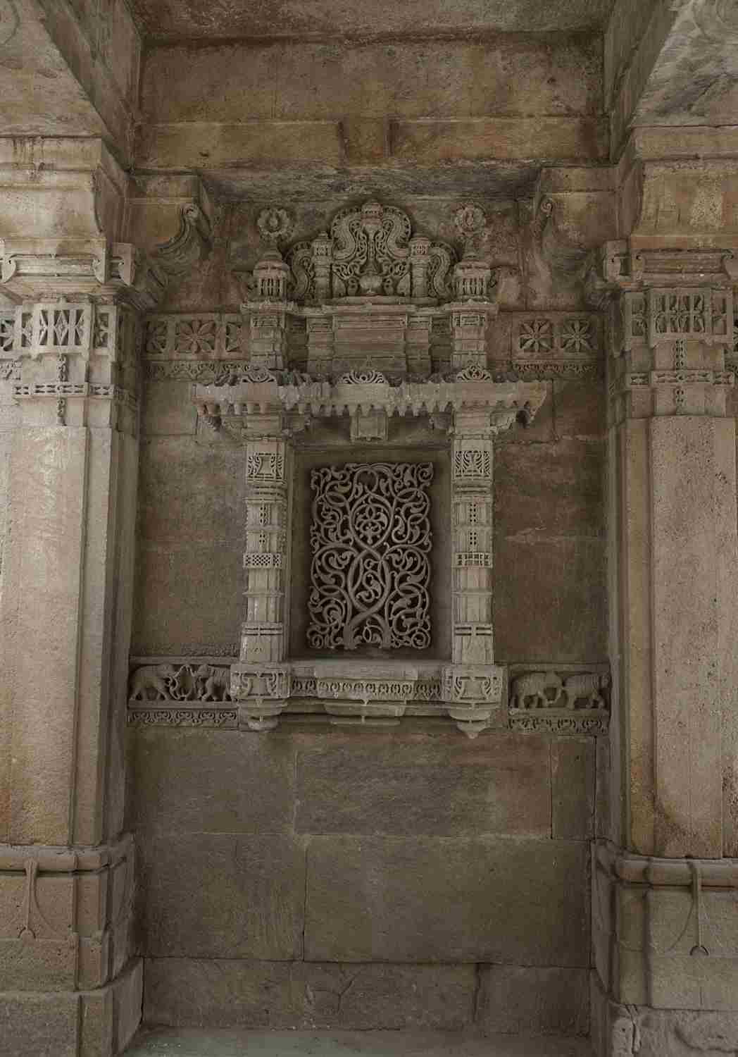Adalaj Vapi, Ahmedabad, Gujarat