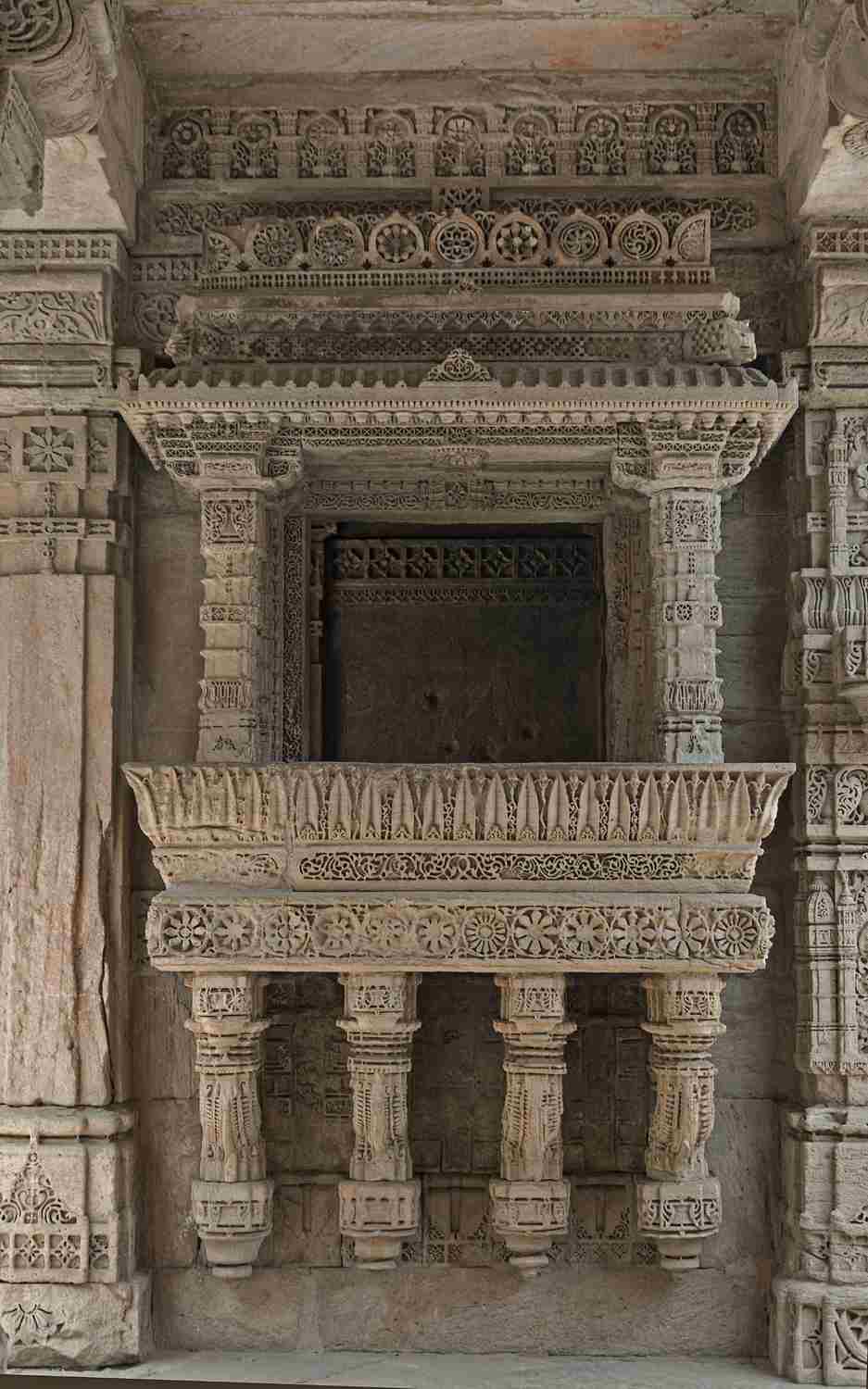 Adalaj Vapi, Ahmedabad, Gujarat