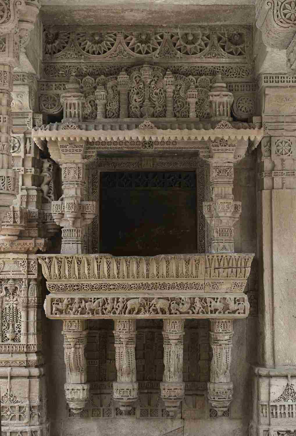 Adalaj Vapi, Ahmedabad, Gujarat