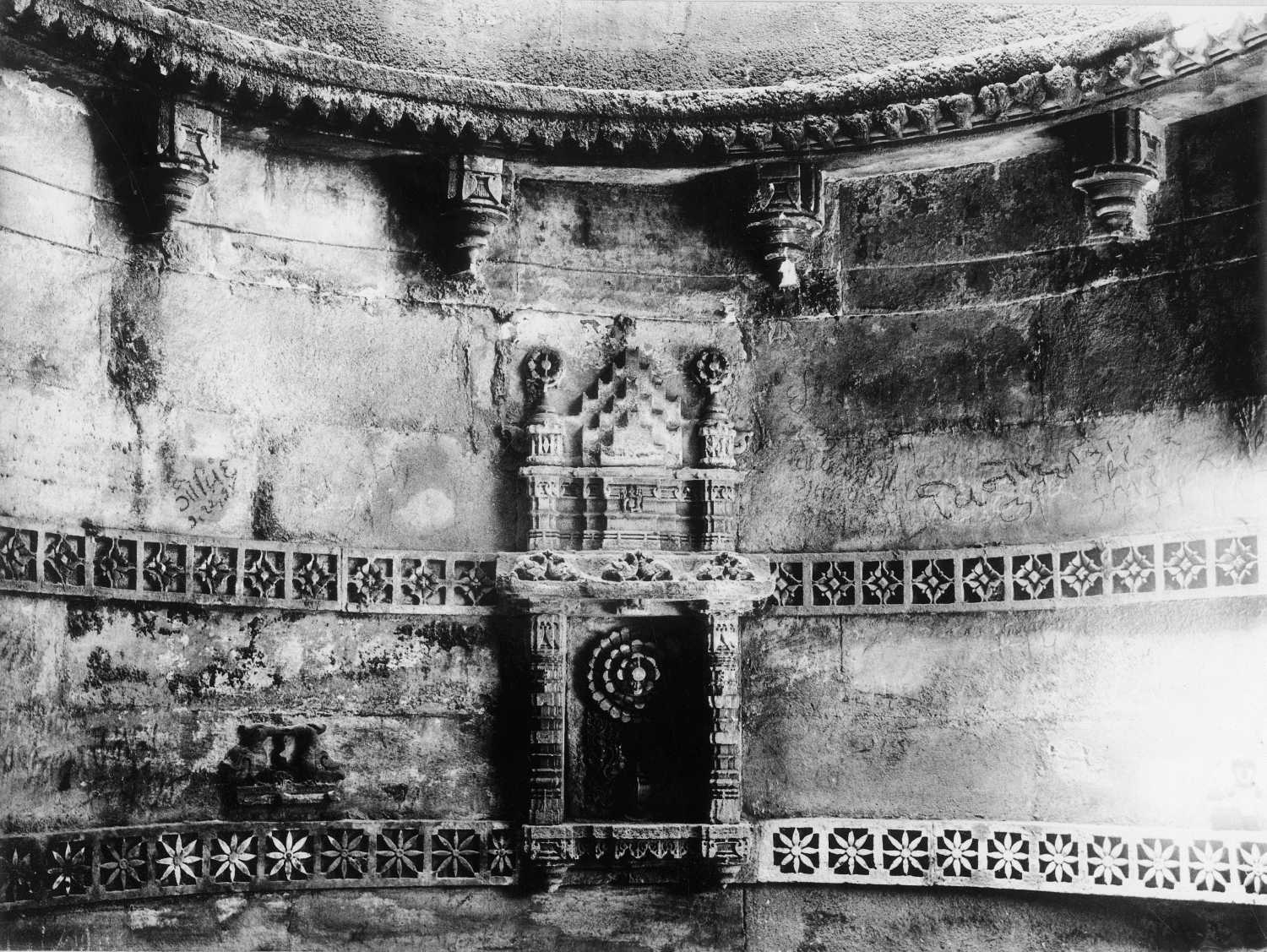 Dada Harir vav, Asarwa, Gujarat
