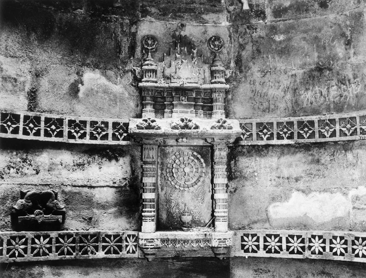 Dada Harir vav, Asarwa, Gujarat