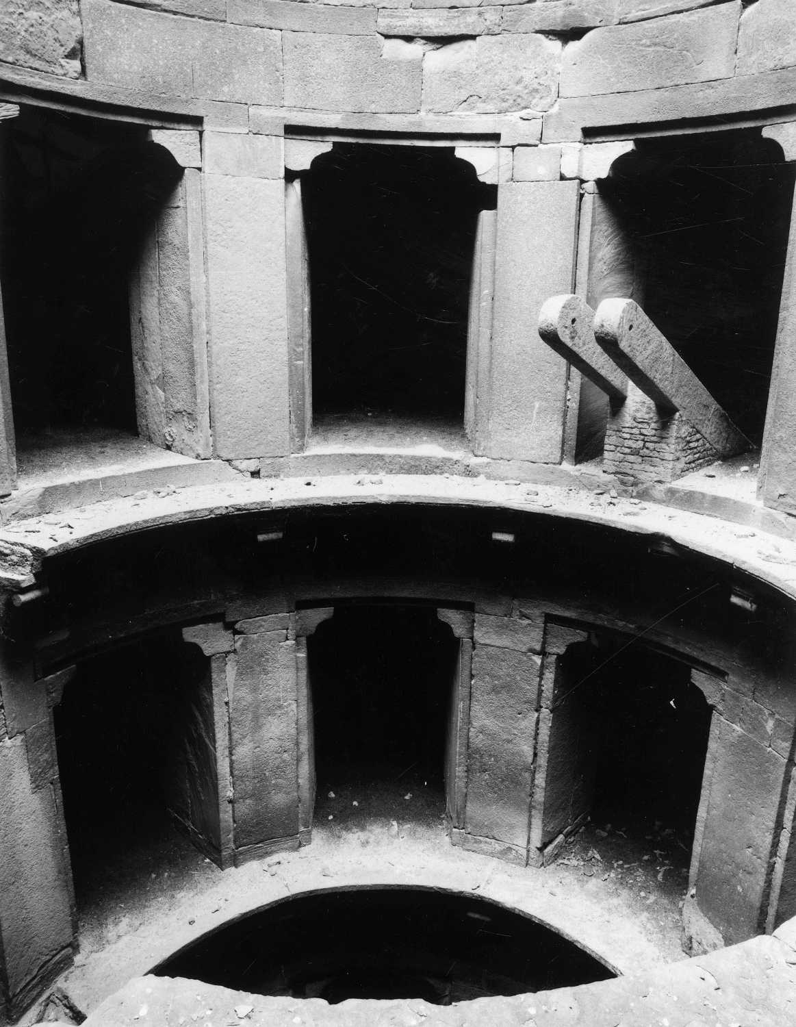 Step well, Agra fort, Uttar Pradesh
