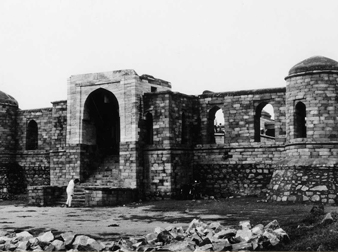 Sultan Garhi Tomb, Delhi