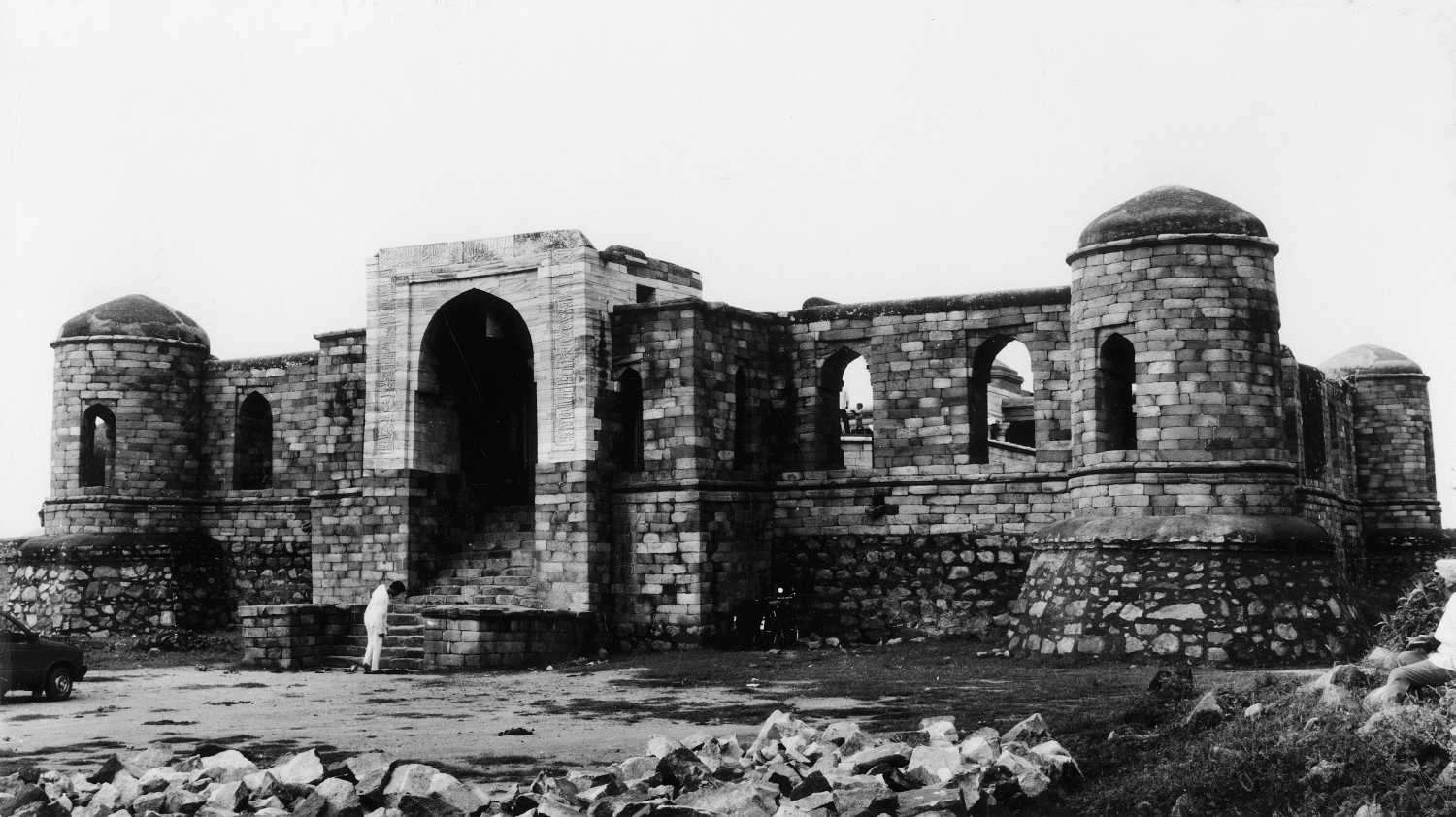 Sultan Garhi Tomb, Delhi