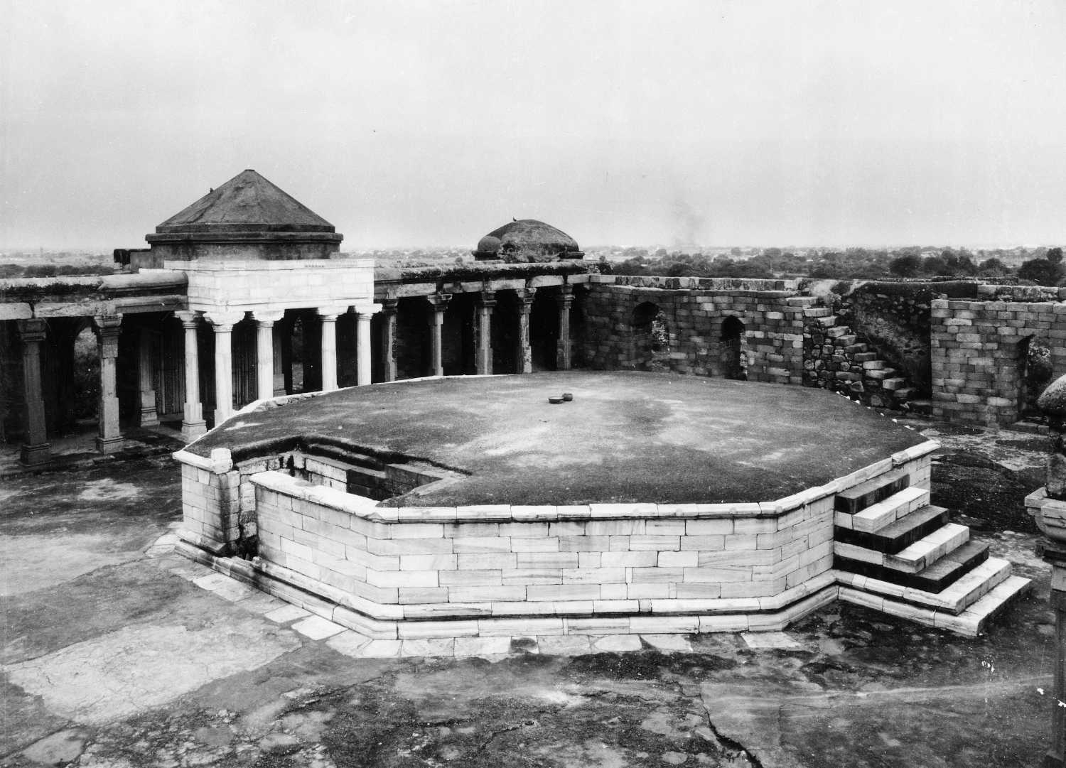 Sultan Garhi Tomb, Delhi