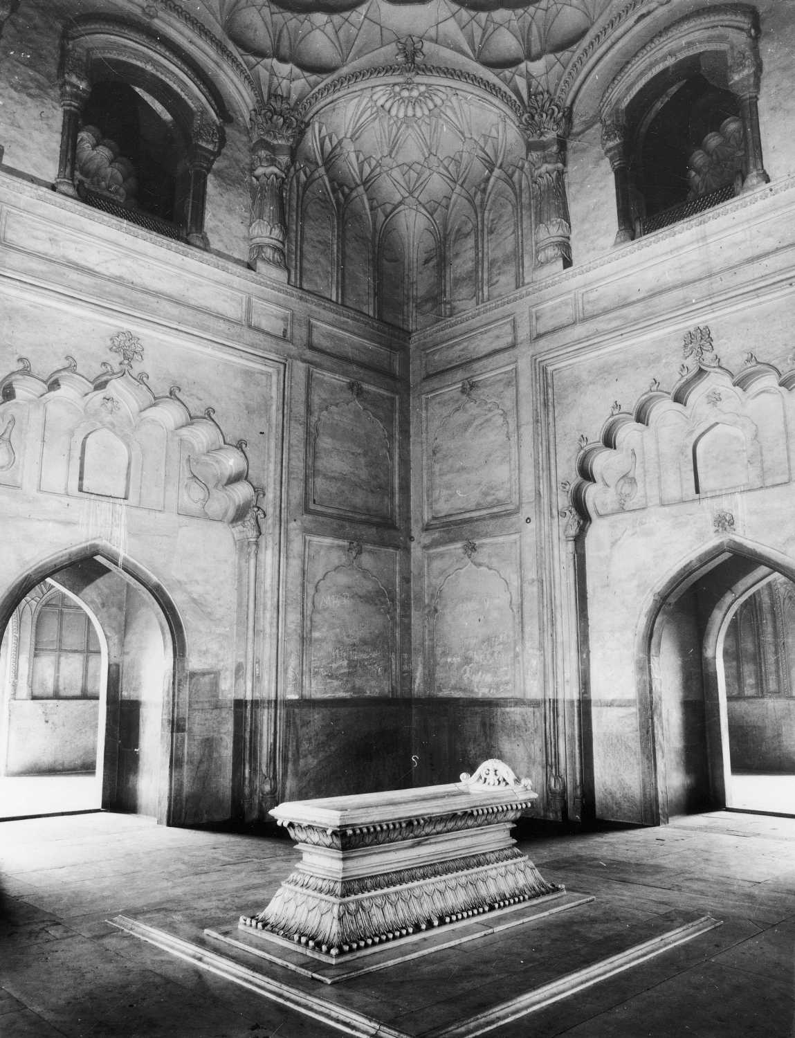 Tomb of Safdar-Jang, Delhi