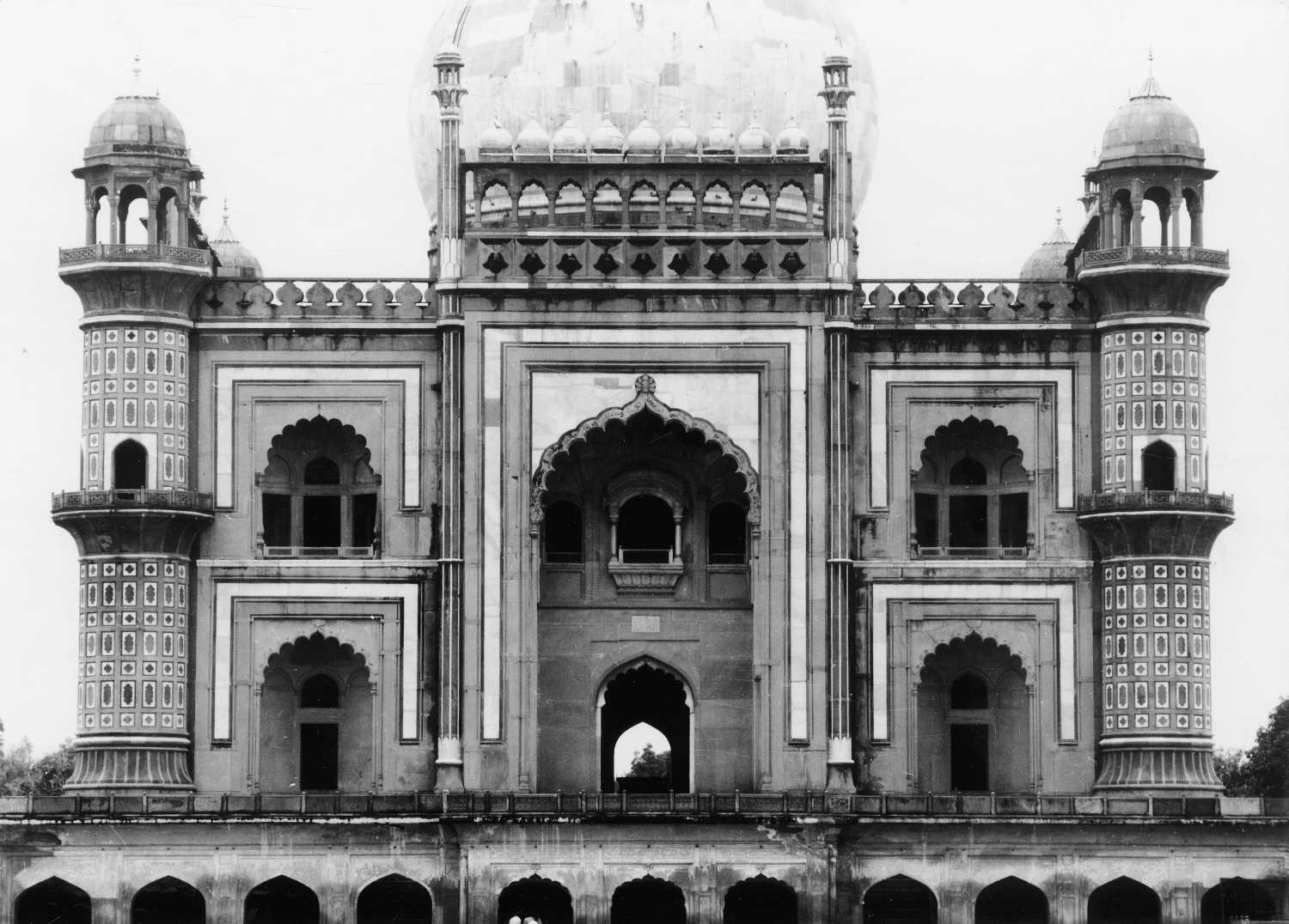 Tomb of Safdar-Jang, Delhi