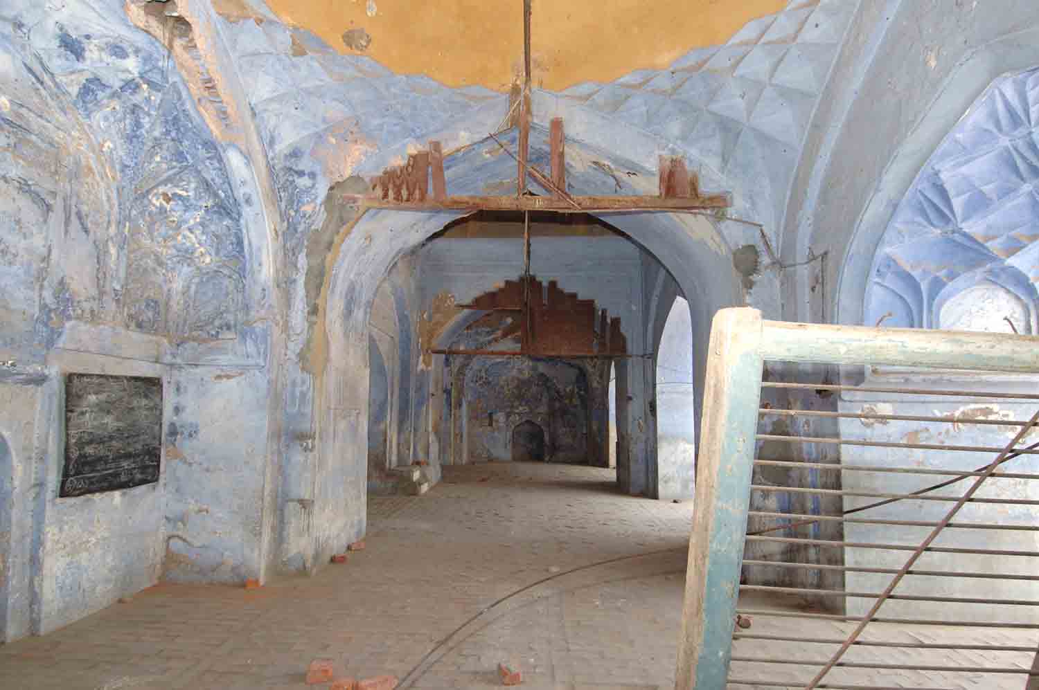 Mosques, Batala