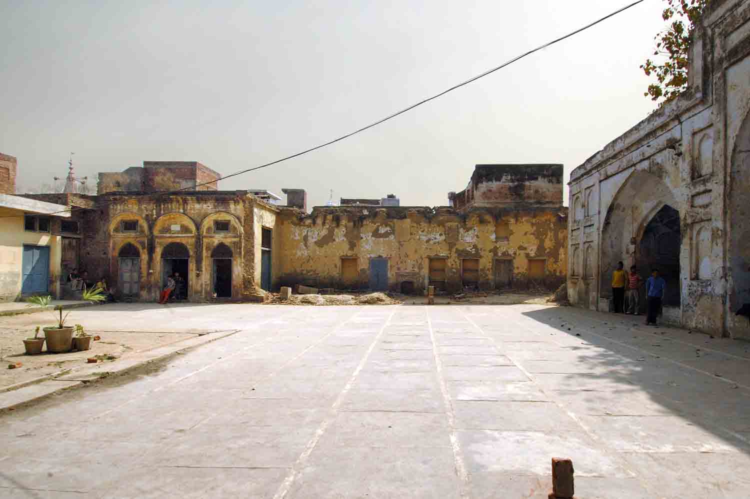 Mosques, Batala