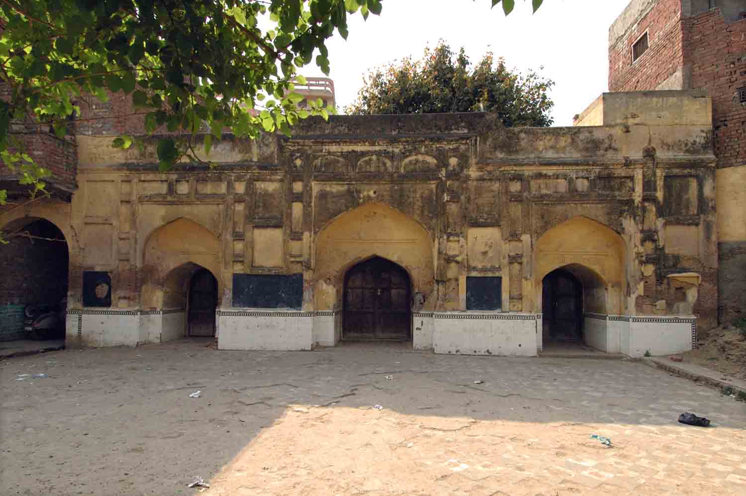 Mosques, Batala